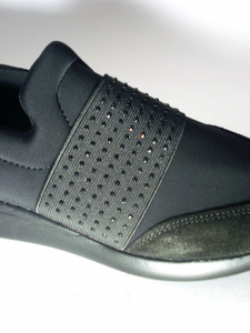 Sneaker nera fascia Geox