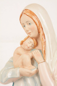 Statua Madonna con bambino in porcellana PING-MCB58 h. 55