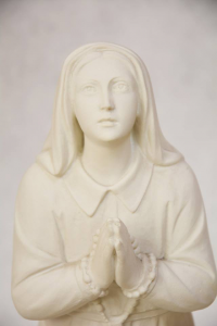 Statua Santa Bernadette in polvere di marmo cm 35