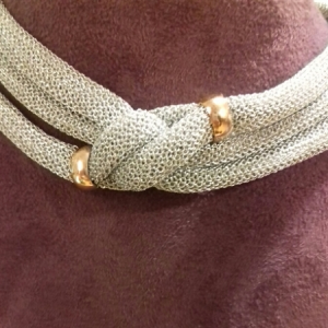 Collana donna in tessuto argentato intrecciato con inserti in argento ramato 925, vendita on line | GIOIELLERIA BRUNI Imperia 