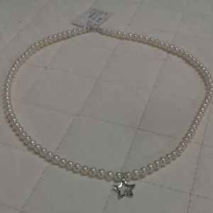 Collana donna di perle con ciondolo a cuore in oro bianco con diamante, vendita on line | GIOIELLERIA BRUNI Imperia 