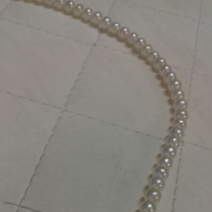 Collana donna di perle con ciondolo a cuore in oro bianco con diamante, vendita on line | GIOIELLERIA BRUNI Imperia 