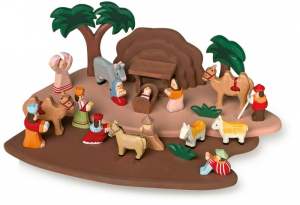 Presepe natalizio con personaggi in legno fatti a mano  per Natale