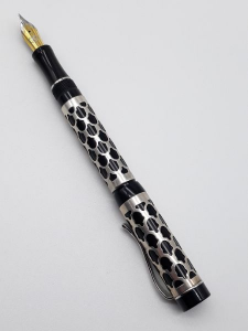 Penna stilografica in argento e ebano Settelaghi, vendita on line | GIOIELLERIA BRUNI Imperia