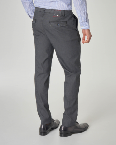 Pantalone chino grigio antracite in gabardina