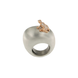 Ring in silver, rose gold and diamonds