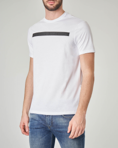 T-shirt bianca con fascia logata e finto scontrino cucito