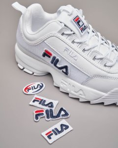 Sneaker Fila Disruptor bianca con patches