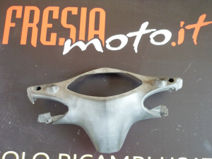 PLASTICA STRUMENTO USATA YAMAHA CYGNUS 125 ANNO 2010