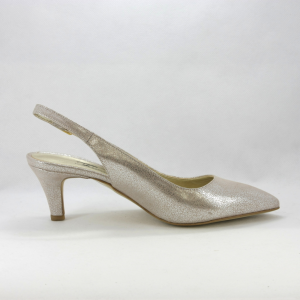 Scarpa cerimonia donna elegante in tessuto lamè color platinorosa con punta sfilata e cinghietta regolabile alla caviglia.