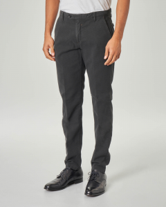 Pantalone chino grigio antracite micro-quadretto in cotone stretch