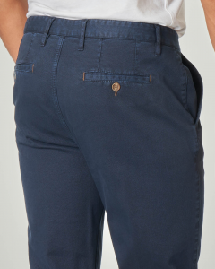 Pantalone chino blu micro-armatura in cotone stretch