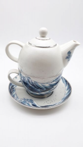 Teiera monoporzione con tazza e piattino in ceramica, vendita online | GIOIELLERIA BRUNI Imperia