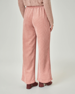 Pantaloni ampi in velluto a coste rosa con elastico inserito in vita