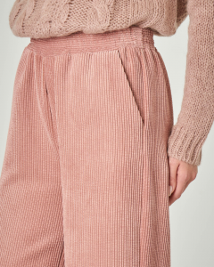 Pantaloni ampi in velluto a coste rosa con elastico inserito in vita
