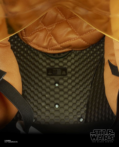 Star Wars Black Series Premium Electronic Helmet:​​​​​​​ Luke Skywalker Pilot by Hasbro