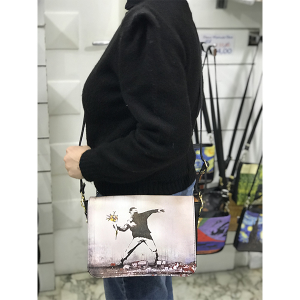 Merinda Art Line Woman shoulder bag with strap