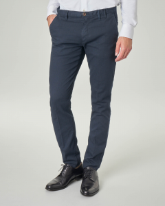 Pantalone chino blu in cotone stretch micro resca
