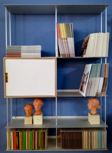 Krossing scaffale libreria finitura alluminio 67x100x15 cm; Kriptonite