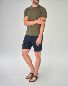 T-shirt verde militare in cotone fiammato taglio felpa con taschino