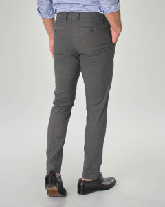 Pantalone chino grigio in tessuto puntaspillo stretch