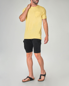 T-shirt gialla in cotone fiammato con taschino
