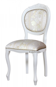 Upholstered classic chair