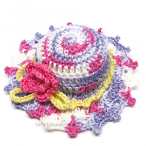 Cappellino puntaspilli lilla e rosa ad uncinetto ø 9,5 cm Handmade - Italy
