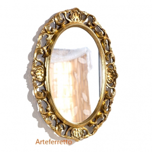 Spiegel oval in Goldblatt patiniert