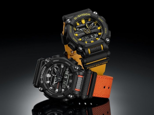 Casio G-Shock orologio digitale multifunzione, cassa nera, particolari e cinturino arancione