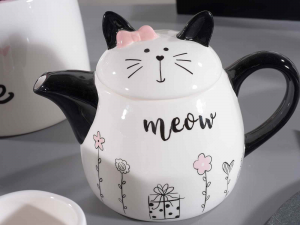 Teiera in ceramica con un gattino
(713732)