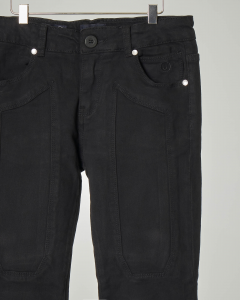 Pantalone nero cinque tasche in cotone stretch con toppa 10-18 anni