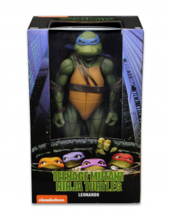 Teenage Mutant Ninja Turtles 1/4: LEONARDO by Neca