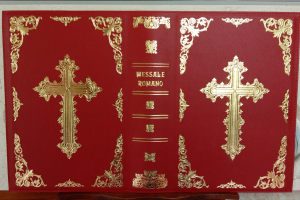 Coprimessale-Copertina per Messale Romano da Altare Nuova edizione 2020 nel colore Bordeaux 