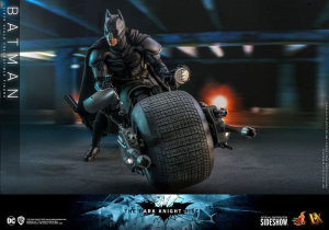 The Dark Khignt Rises: DX19 BATMAN by Hot Toys