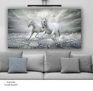 Cavalli bianchi - Stampa su tela con applicazione di Swarovski di 2 cavalli bianchi che corrono, misure 62x115 cm / 77x143 cm / 100x180 cm