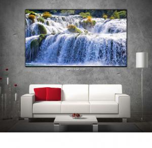 Water wood - Stampa digitale su Plexiglass® di una cascata nella foresta, misure 100x150 cm / 100x180 cm