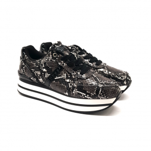 Sneakers platform nere Guess