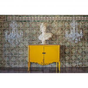 Samari - Tavolo consolle con 2 ante, in legno di olmo color mostarda in stile provenzale, dimensione 120 x 40 x 90 cm.