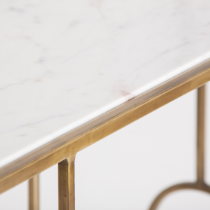 Chelm - Tavolo consolle in acciaio specchio e marmo color oro in stile art dèco, dimensione 120 x 36 x 76,2 cm.