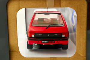 Peugeot 205 Gti Mk1 Red 1/18 Solido