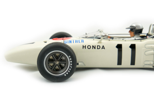 Honda RA272 F1 Mexico Gp Winner 1965 Richie Ginther #11 With Driver Figure Fitted 1/18 Autoart
