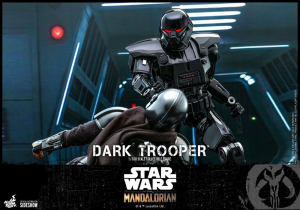 *PREORDER* Star Wars - The Mandalorian: DARK TROOPER 1/6 by Hot Toys