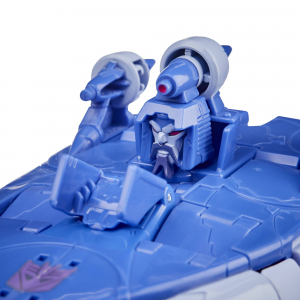 Transformers Studio Series Voyager: SCOURGE by Hasbro