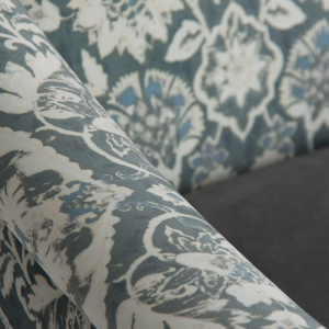 Noris - Poltrona in velluto damascato e legno di pino colore grigio stampato stile provenzale, dimensioni 75 x 77 x 85 cm.