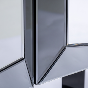 Kirishi - Armadio 2 ante in acciaio e specchio colore nero stile art deco, dimensioni 100 x 49 x 160 cm.