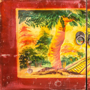 Jingzhi - Credenza 6 ante e 6 cassetti, in legno di olmo invecchiato multicolore con fantasie cinesi tipiche in stile orientale, dimensioni 230 x 65 x 90 cm.