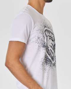T-shirt bianca mezza manica con logo grafica sfumata scudetto