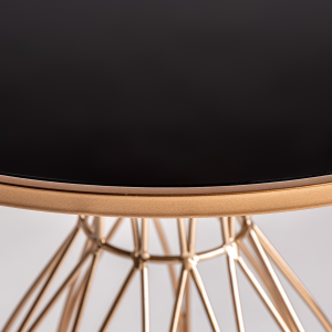 Plaue - Tavolino in ferro con piano in vetro colore oro stile art deco, dimensioni 60 x 60 x 57cm.