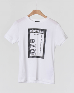 T-shirt bianca mezza manica con patch nero porta logo 8-16 anni